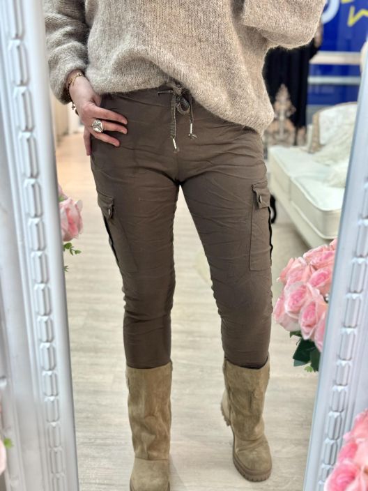 New Collection ReisitaskuJoggerit Hope 043 tuotekuva 2