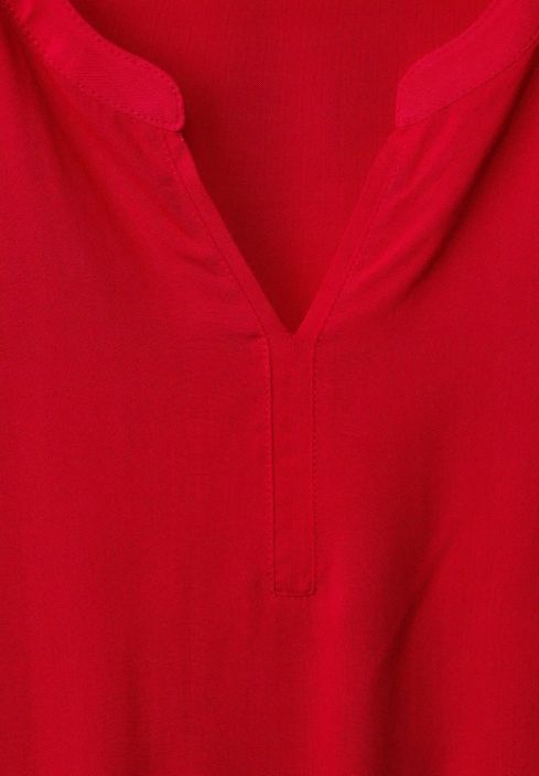 Cecil Paita/Tunika 343638 Punainen Cecil upean punainen pusero pehmeaa viskoosia. Helma on hieman kaarrettu ja on