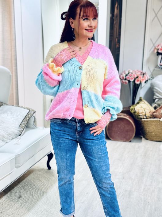 New Collection Neuletakki 101 Ruutu tuotekuva 2 New Collection Neuletakki 101 Ruutu tuotekuva 2