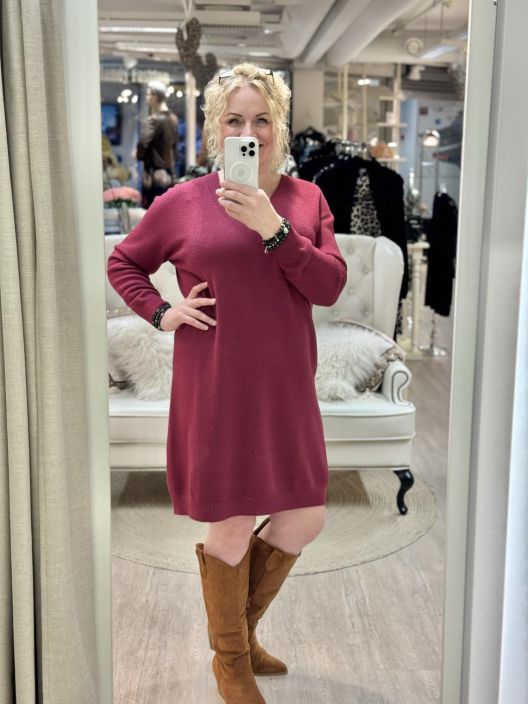 New Collection NeuleMekko  90063 tuotekuva 3 New Collection NeuleMekko  90063 tuotekuva 3