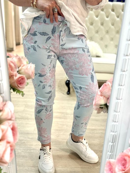 New Collection Joggerit Kukka 653 tuotekuva 8 New Collection Joggerit Kukka 653 tuotekuva 8