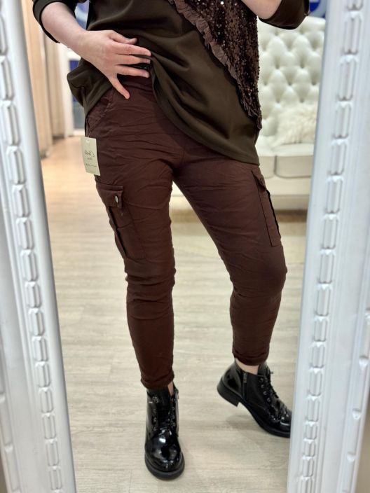 New Collection ReisitaskuJoggerit Hope 043 tuotekuva 3 New Collection ReisitaskuJoggerit Hope 043 tuotekuva 3