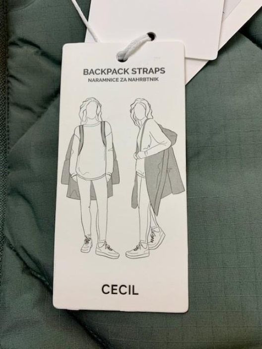 Cecil ToppaTakki 101273 Street One makea salmiakkikuviolla tikattu toppatakki. Vetoketju aukeaa katevasti kahteen suuntaan