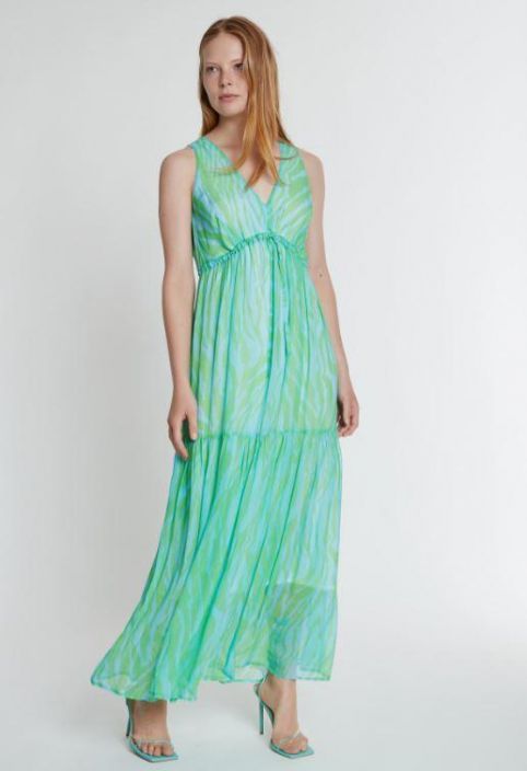 Ana Alcazar Maximekko 049613-3350 Ana Alcazar todella upea sifonkinen maximekko. Helmassa hulmuava frilla ja vyotarolla