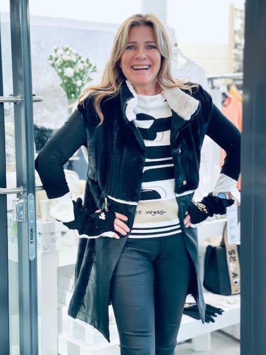Elisa Cavaletti Liivi 237002800