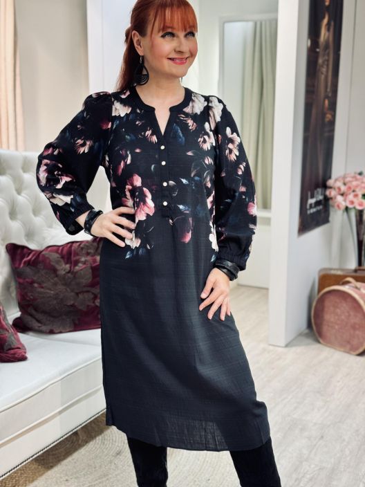 In Front Mekko Kaitlyn 16853 Black tuotekuva 1