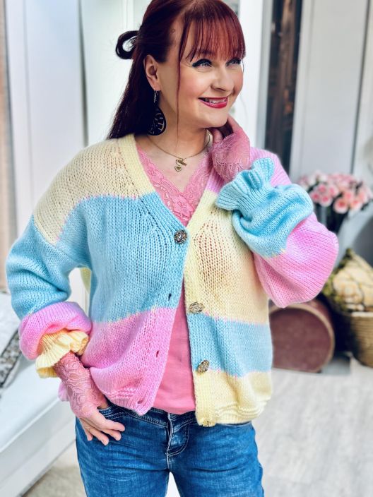 New Collection Neuletakki 101 Ruutu tuotekuva 1 New Collection Neuletakki 101 Ruutu tuotekuva 1