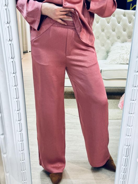 A-VIEW Satiinihousut Carole 8086 Old Rose tuotekuva 1 A-VIEW Satiinihousut Carole 8086 Old Rose tuotekuva 1