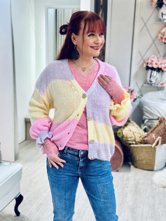 New Collection Neuletakki 101 Ruutu tuotekuva 4 New Collection Neuletakki 101 Ruutu tuotekuva 4