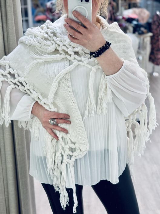 New Collection Kolmiohuivi tuotekuva 5 New Collection Kolmiohuivi tuotekuva 5