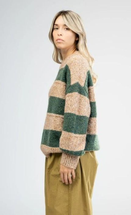 New Collection NeulePusero Raita 5106 tuotekuva 8 New Collection NeulePusero Raita 5106 tuotekuva 8